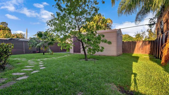 1461 SW 40th Ter, Fort Lauderdale, FL 33317