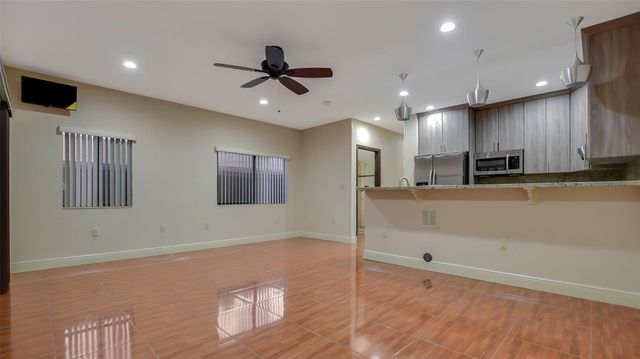 1461 SW 40th Ter, Fort Lauderdale, FL 33317