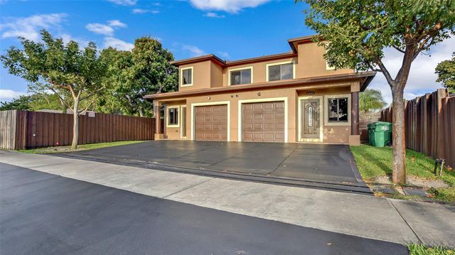 1461 SW 40th Ter, Fort Lauderdale, FL 33317