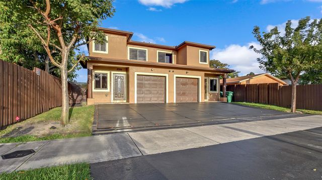 1461 SW 40th Ter, Fort Lauderdale, FL 33317