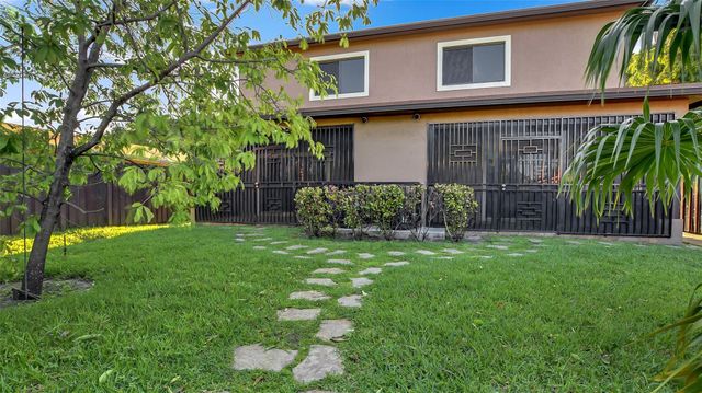 1461 SW 40th Ter, Fort Lauderdale, FL 33317