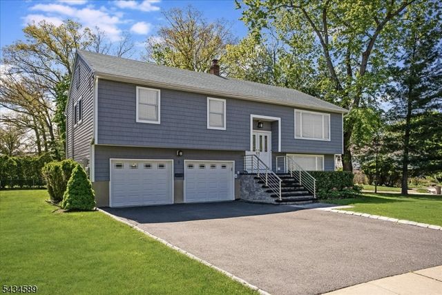 9 Arthur Ter, Livingston Twp., NJ 07039