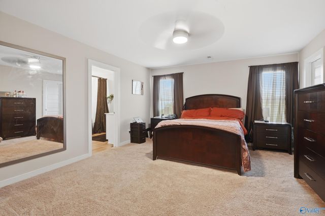 127 Flintlock Way, New Market, AL 35761