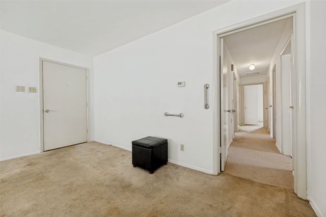 4123 Huckleberry Circle, Dallas, TX 75216