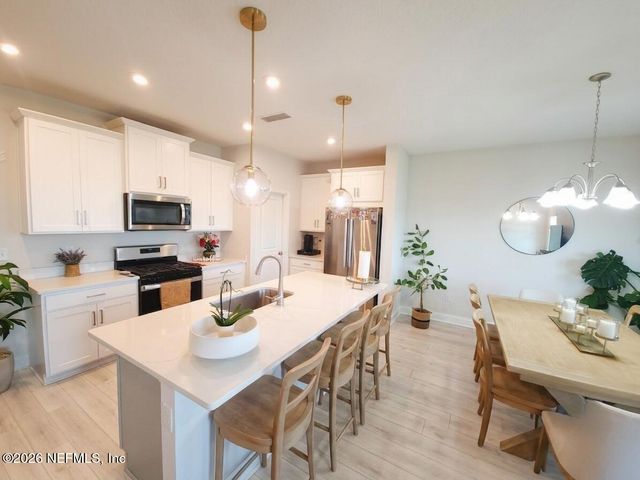 13011 HOLSINGER Boulevard, Jacksonville, FL 32256