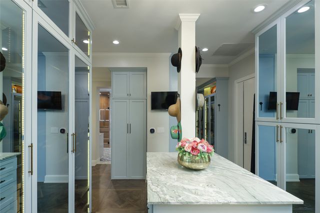 2200 Victory Avenue 2207, Dallas, TX 75219