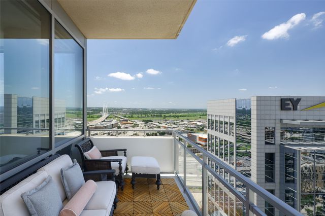 2200 Victory Avenue 2207, Dallas, TX 75219
