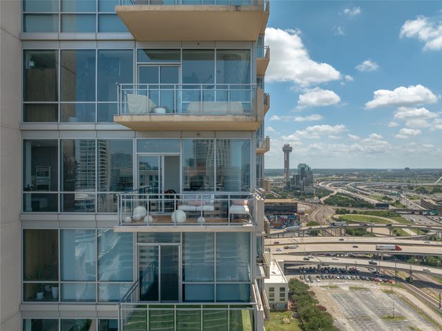 2200 Victory Avenue 2207, Dallas, TX 75219