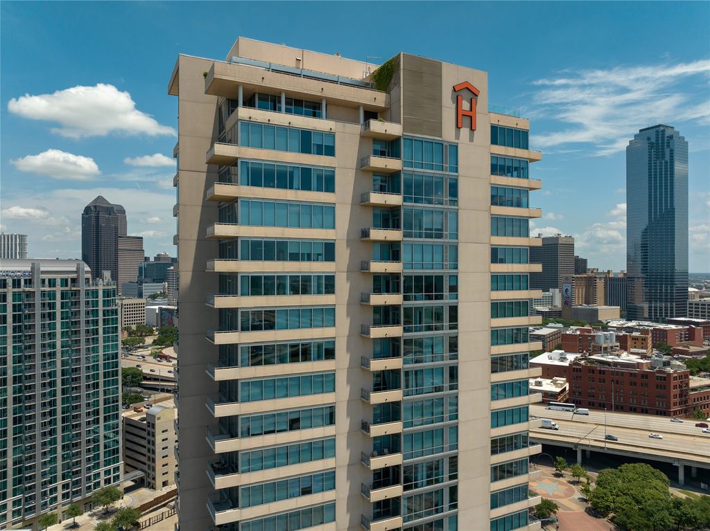 2200 Victory Avenue 2207, Dallas, TX 75219