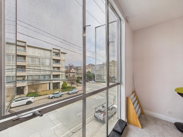 4099 Howe St 202, Oakland, CA 94611