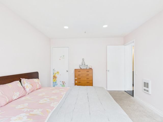 4099 Howe St 202, Oakland, CA 94611