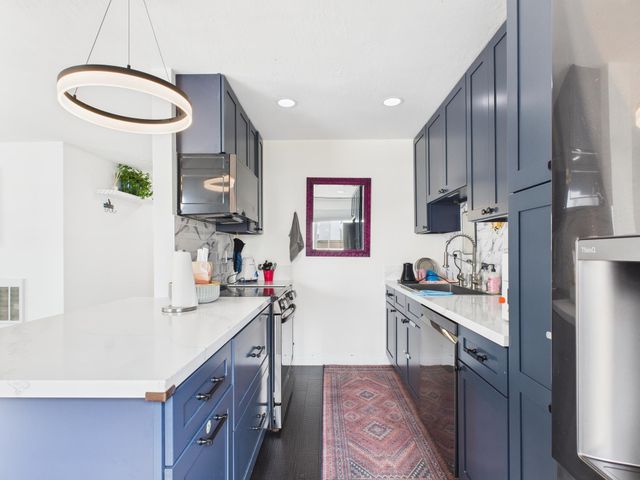 4099 Howe St 202, Oakland, CA 94611