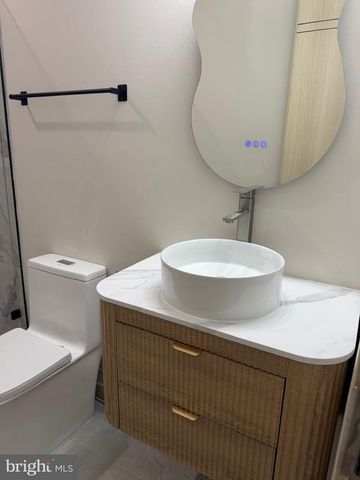 24035 NEW MOUNTAIN RD, Aldie, VA 20105