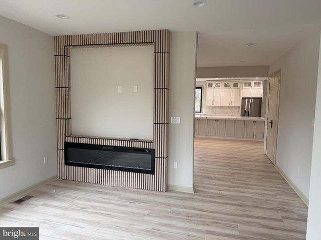 24035 NEW MOUNTAIN RD, Aldie, VA 20105