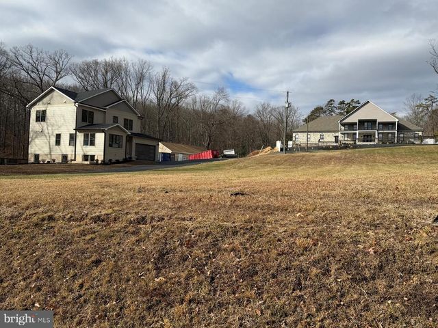 24035 NEW MOUNTAIN RD, Aldie, VA 20105