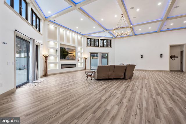 24035 NEW MOUNTAIN RD, Aldie, VA 20105