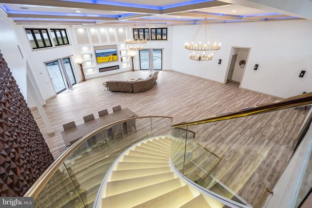 24035 NEW MOUNTAIN RD, Aldie, VA 20105