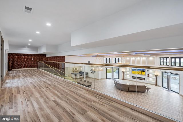 24035 NEW MOUNTAIN RD, Aldie, VA 20105