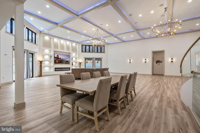 24035 NEW MOUNTAIN RD, Aldie, VA 20105