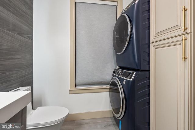 24035 NEW MOUNTAIN RD, Aldie, VA 20105