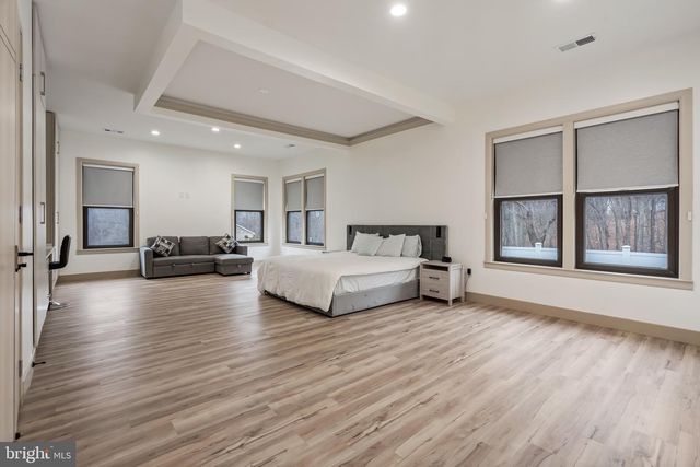 24035 NEW MOUNTAIN RD, Aldie, VA 20105