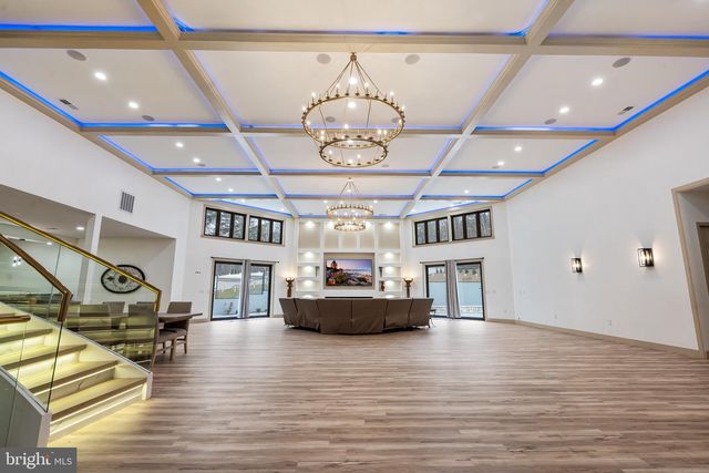 24035 NEW MOUNTAIN RD, Aldie, VA 20105