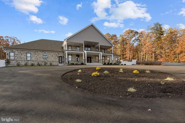 24035 NEW MOUNTAIN RD, Aldie, VA 20105