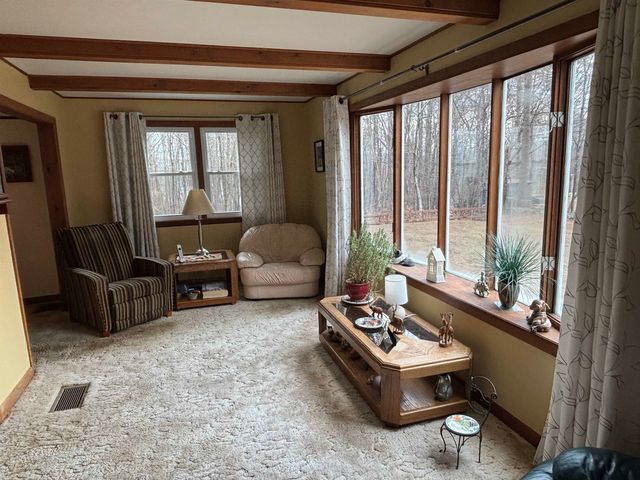 500 E Dunbarton Road, Goffstown, NH 03045