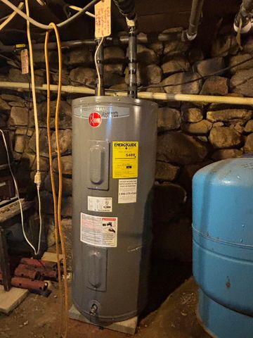 500 E Dunbarton Road, Goffstown, NH 03045