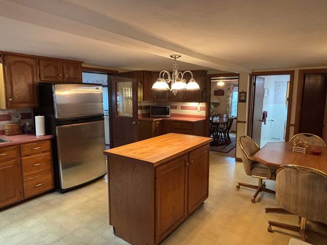 500 E Dunbarton Road, Goffstown, NH 03045