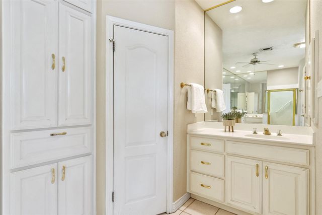 2841 Oak Haven CIR, Georgetown, TX 78628