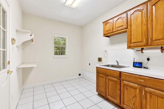 2841 Oak Haven CIR, Georgetown, TX 78628
