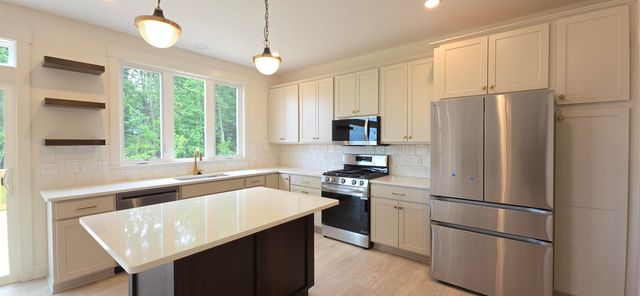 7904 Loralyn Court SW 32, Caledonia, MI 49316