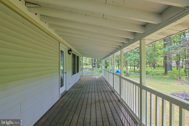 60 SASSAFRAS RD, Lehighton, PA 18235