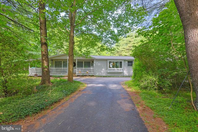 60 SASSAFRAS RD, Lehighton, PA 18235