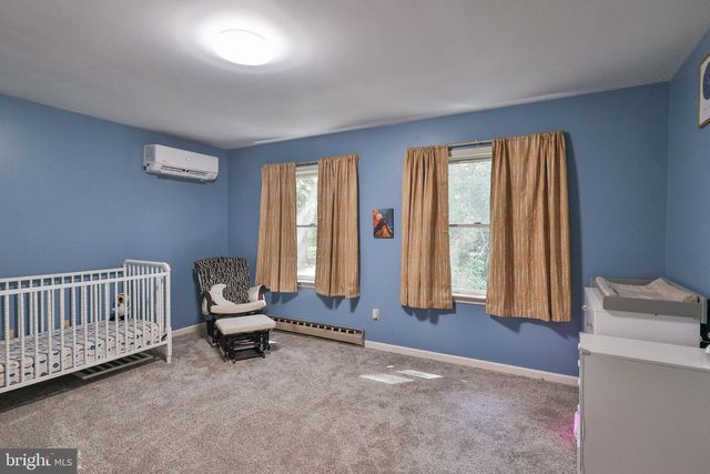 60 SASSAFRAS RD, Lehighton, PA 18235