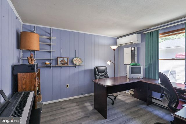 60 SASSAFRAS RD, Lehighton, PA 18235