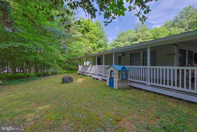 60 SASSAFRAS RD, Lehighton, PA 18235