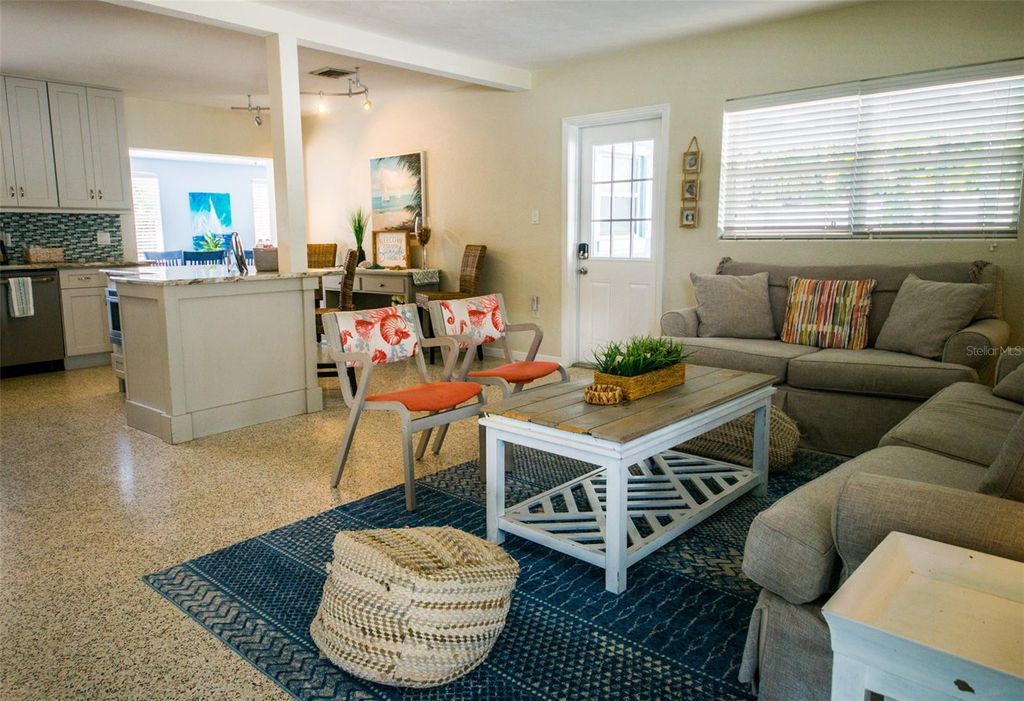 Image 16 of property listing at 1312 66TH STREET NW, Bradenton, FL 34209