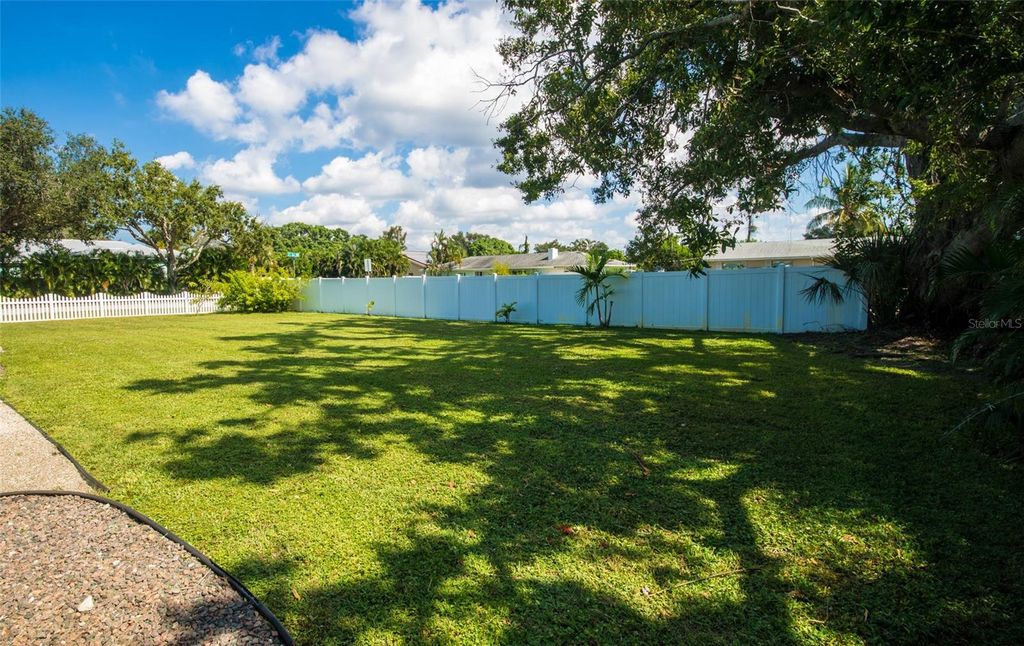 Image 22 of property listing at 1312 66TH STREET NW, Bradenton, FL 34209