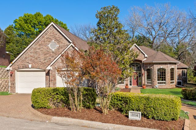 314 Harbor Landing Drive, Rockwall, TX 75032