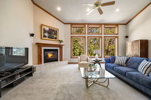 314 Harbor Landing Drive, Rockwall, TX 75032