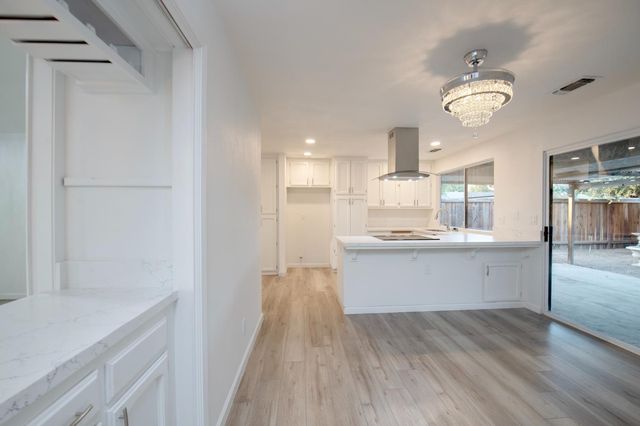 6339 N Palm Avenue, Fresno, CA 93704