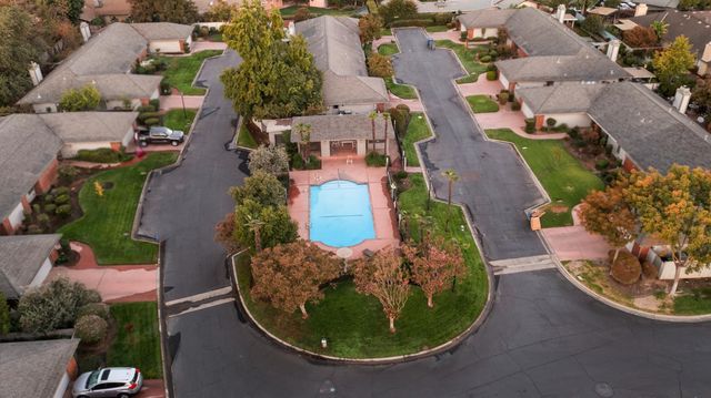 6339 N Palm Avenue, Fresno, CA 93704