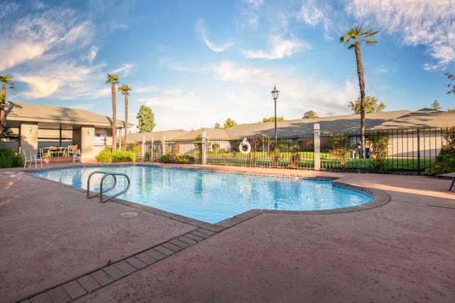 6339 N Palm Avenue, Fresno, CA 93704