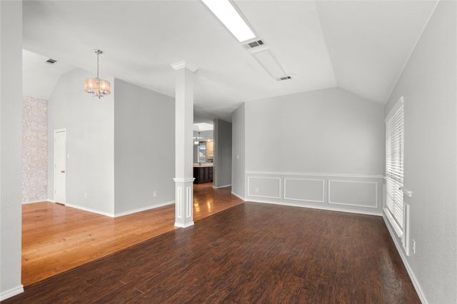 5825 Echo Bluff Drive, Haltom City, TX 76137