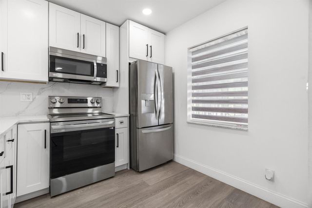 5 Abbey Lane 207, Delray Beach, FL 33446