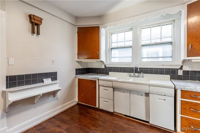 150 Roesch Avenue, Buffalo, NY 14207