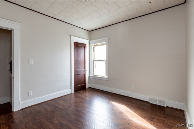 150 Roesch Avenue, Buffalo, NY 14207