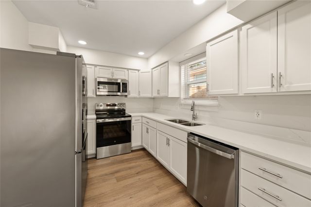 2109 Normandy Drive, Irving, TX 75060